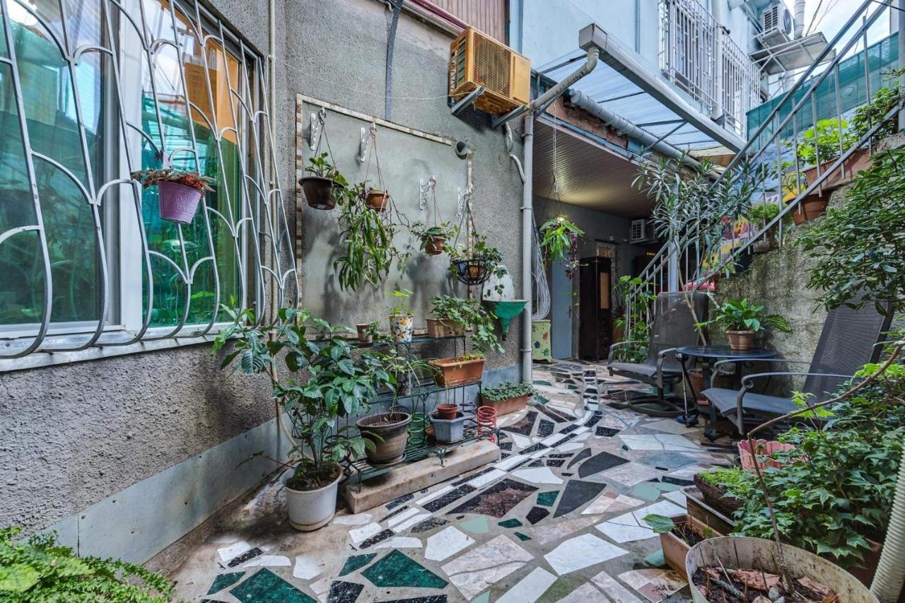 House 52 Boutique Hotel Тбілісі Екстер'єр фото