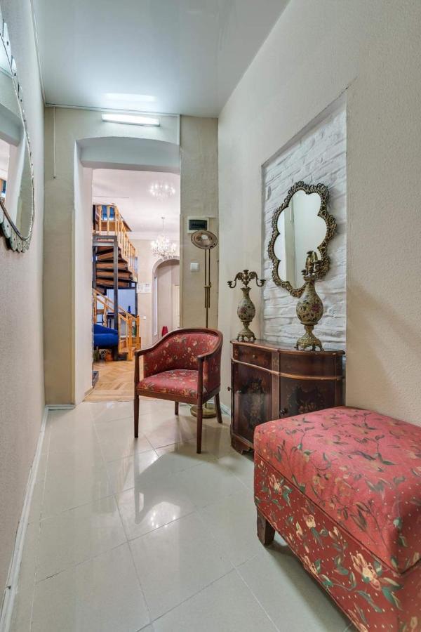 House 52 Boutique Hotel Тбілісі Екстер'єр фото