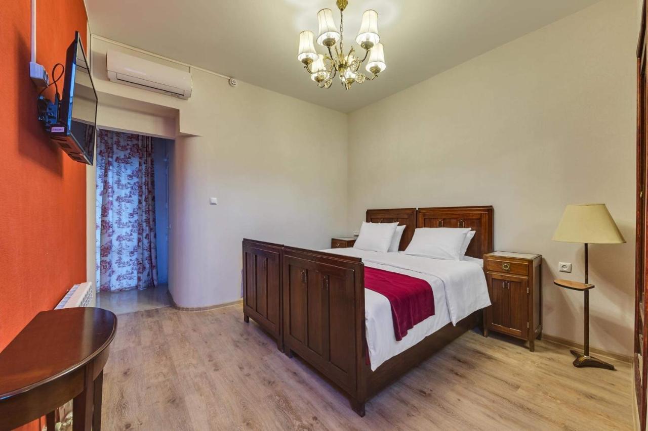 House 52 Boutique Hotel Тбілісі Екстер'єр фото