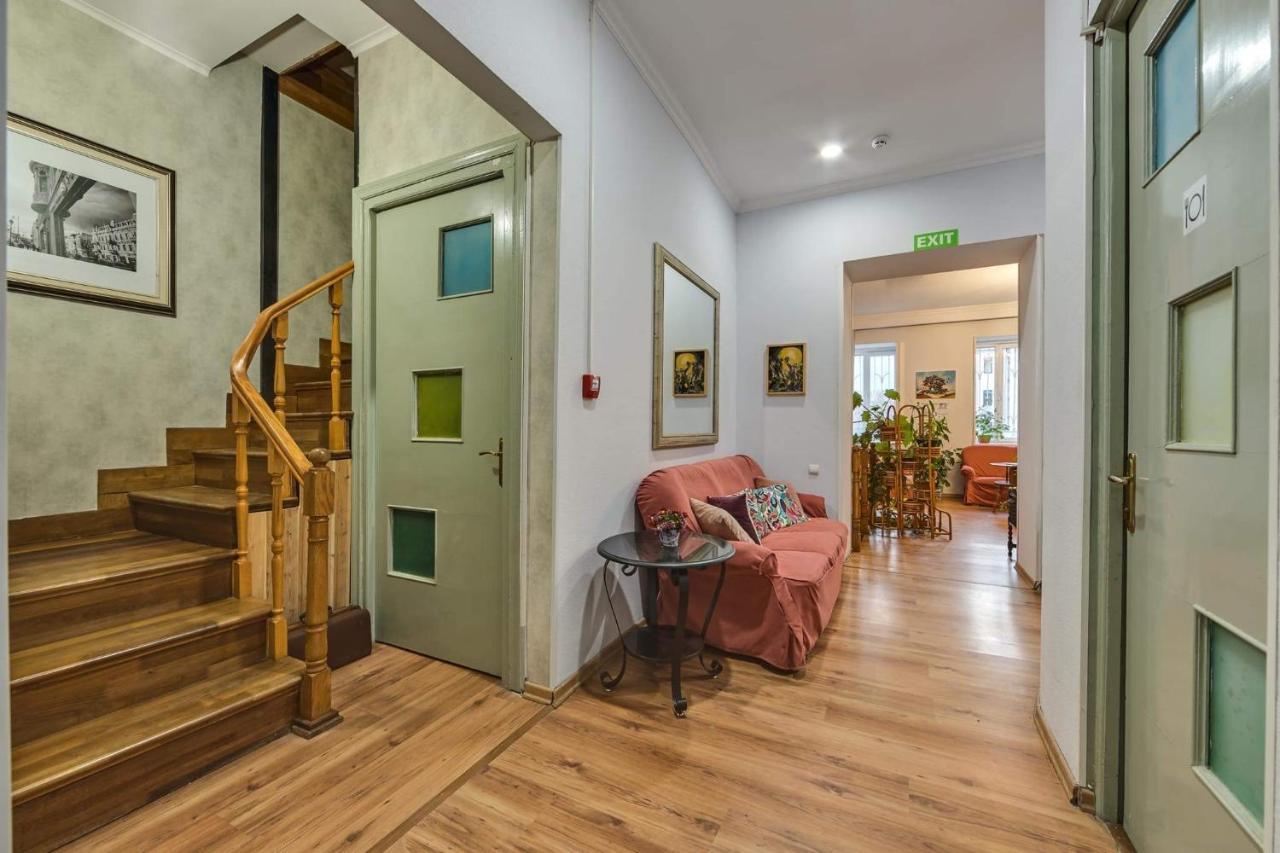 House 52 Boutique Hotel Тбілісі Екстер'єр фото