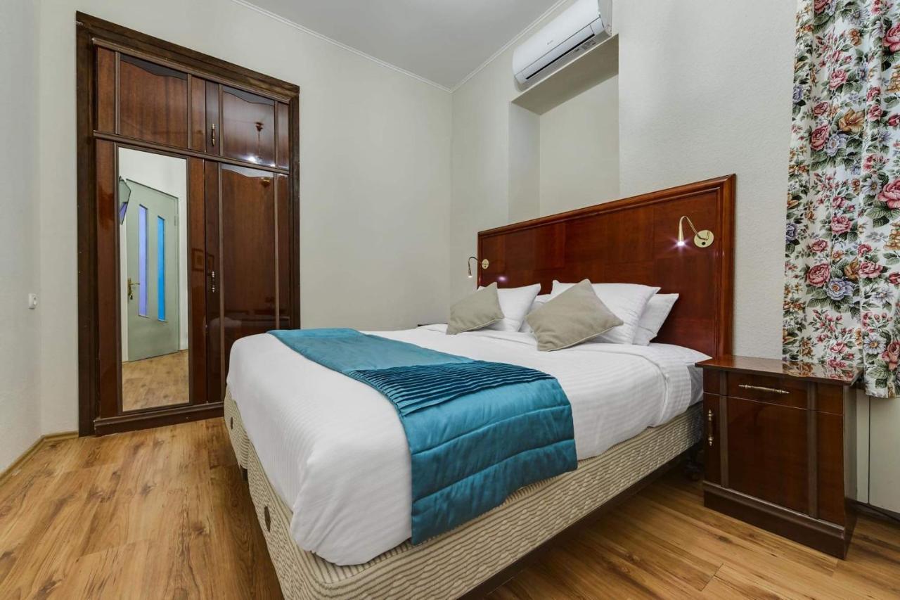 House 52 Boutique Hotel Тбілісі Екстер'єр фото