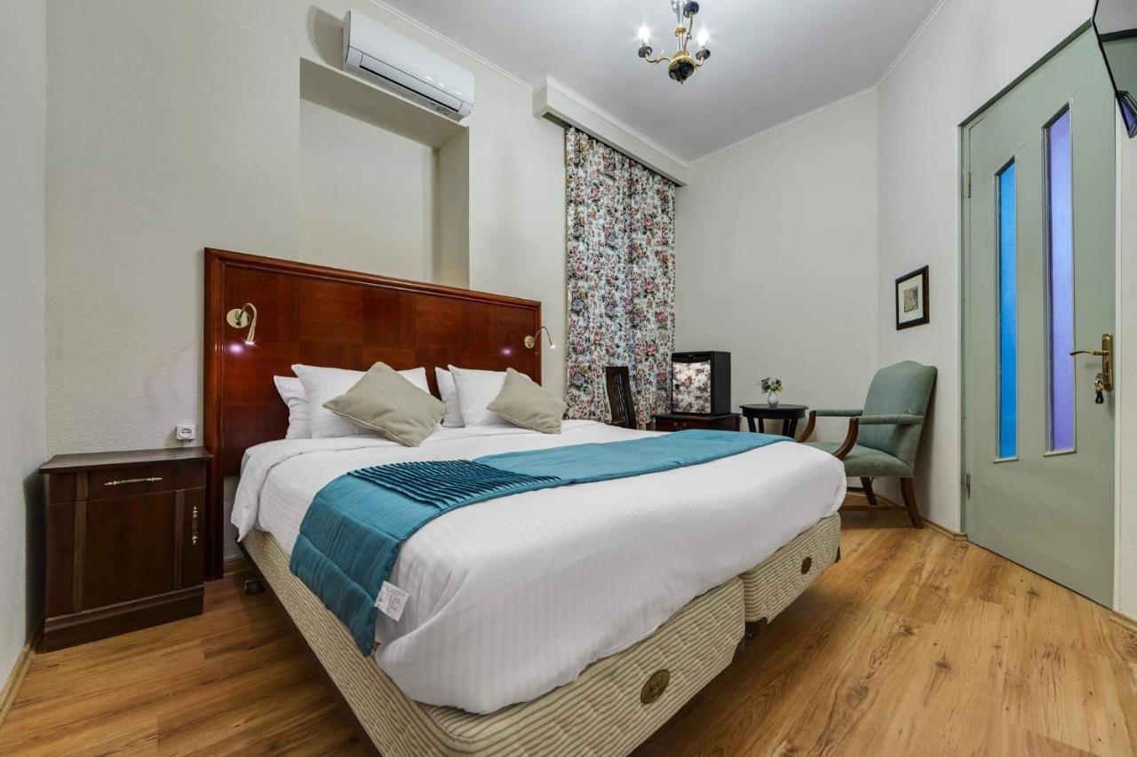 House 52 Boutique Hotel Тбілісі Екстер'єр фото
