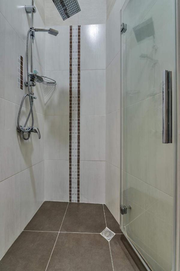 House 52 Boutique Hotel Тбілісі Екстер'єр фото